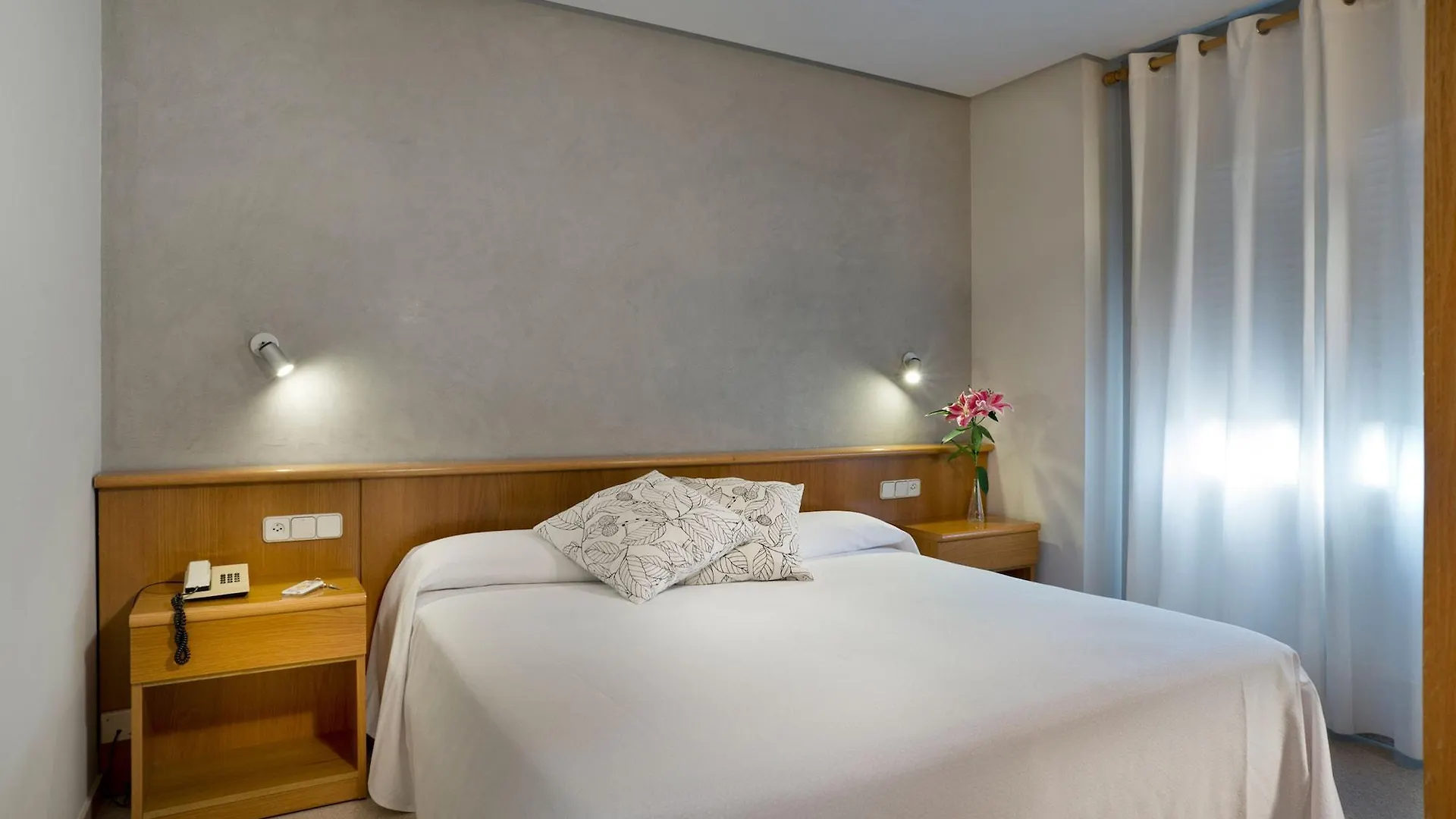 ***  Hotel Restaurant Bon Retorn Figueres  Spanien